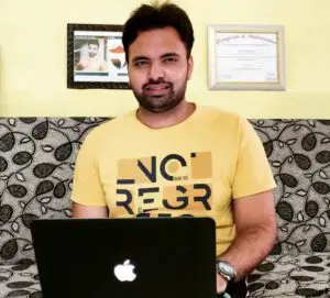 Amit mishra blogger income