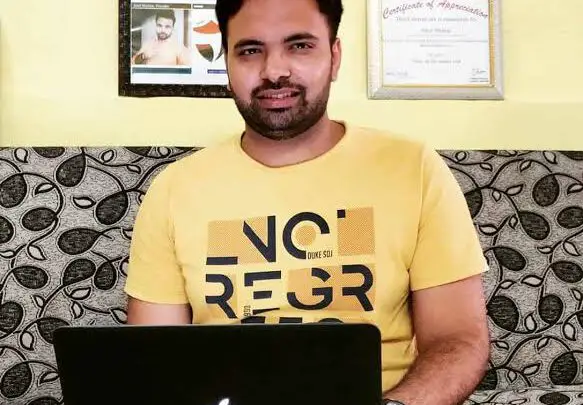 Amit mishra blogger income
